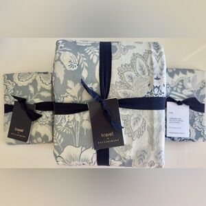 Pottery Barn Kravet Arboretum Floral Reversible Duvet Cover & Shams, Retail $449